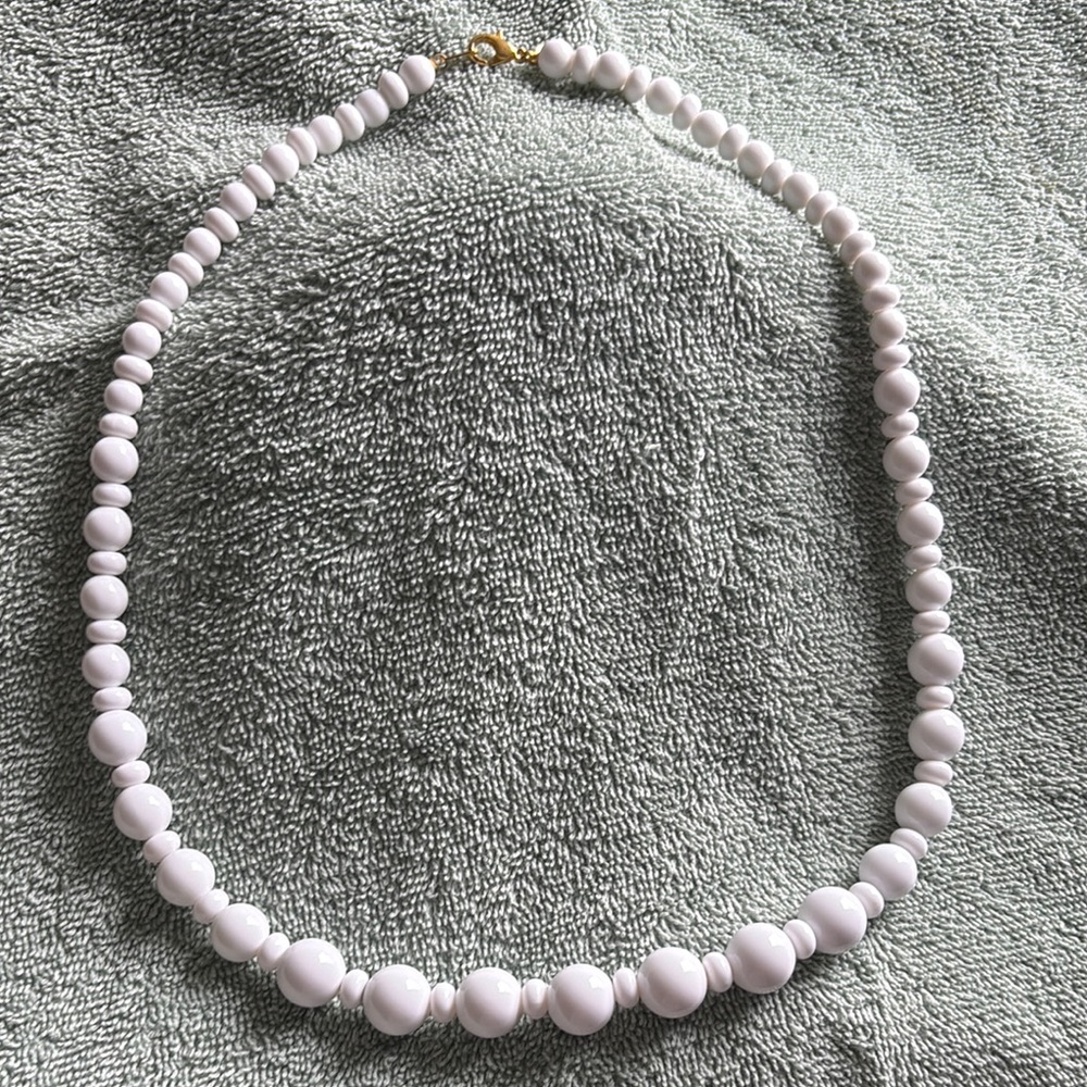 Elegant White Beaded Necklace by Worthington